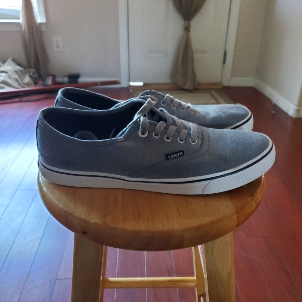 Levi shoes